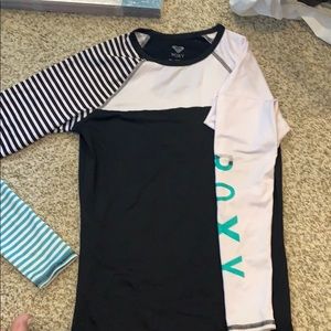 Roxy Rash Guard - Sz XS